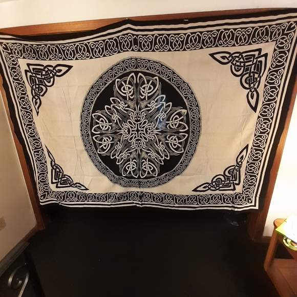 K.E.V. Products Other - Celetic Print Throw